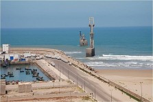 ماذا يحدث بميناء 