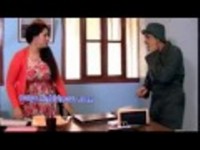 حينما تصفع المديرة عامل نظافة مغرم بها ويطلبها للزواج  