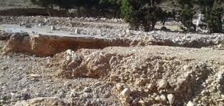 الطريق الرابطة بين تزنيت وتيغيرت إقليم سيدي افني بمواصفات (جهنمية)