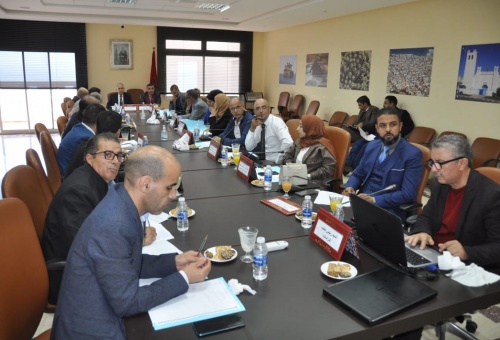 المجلس الإقليمي لسيدي إفني يصادق على 06 نقط في دورة استثنائية المجلس الإقليمي لسيدي إفني يصادق على 06 نقط في دورة استثنائية