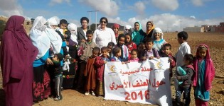 جمعية صوت الطفل تقوم بتوزيع ملابس على أطفال جماعة أربعاء الساحل