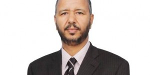 عمر بومريس يؤيد مقاطعة 